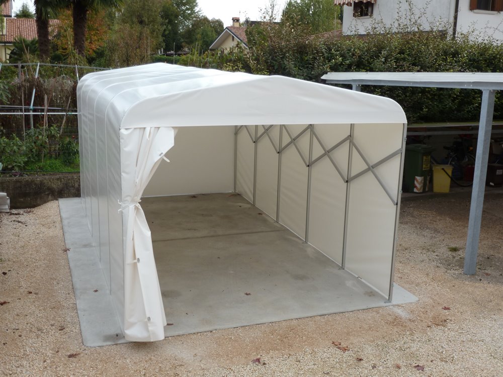 Box Auto in PVC con struttura in alluminio