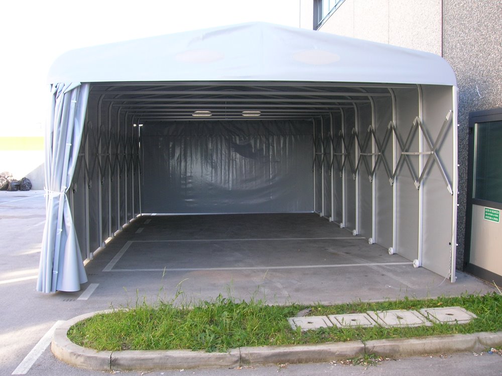 Box Auto in PVC con struttura in alluminio