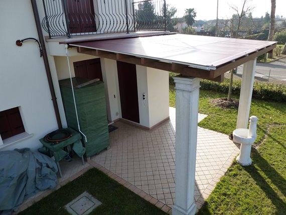 Arcosol COPERTURA MOBILE SU TRAVATURA IN LEGNO ESISTENTE