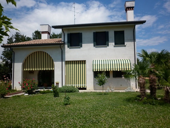 Arcosol Tenda a caduta con staffe ancorate