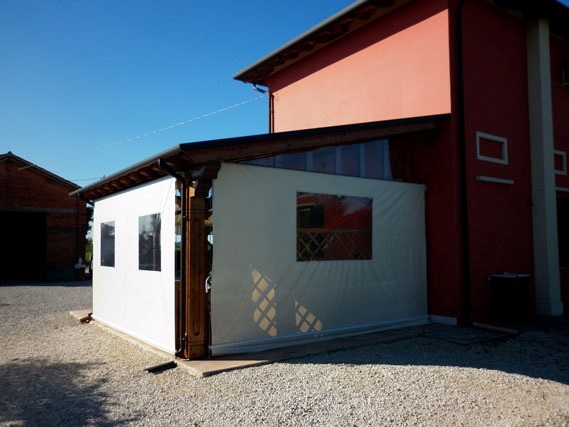 Arcosol Tenda a caduta con guida in acciaio